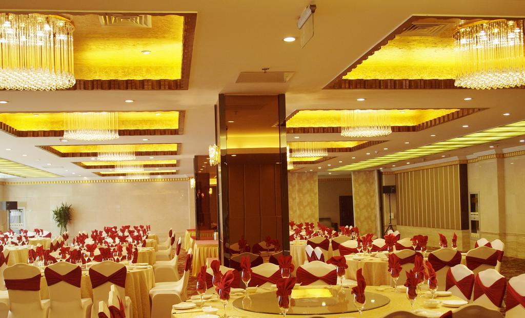 Century Hotel Taicang Esterno foto